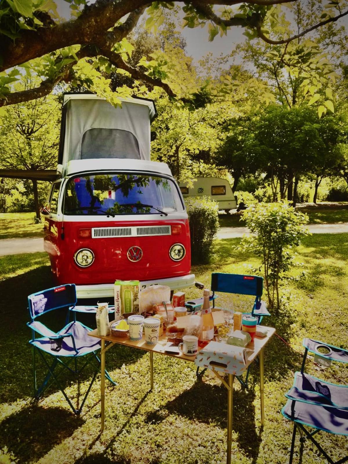 Retro Vw Kombi T2 Campervan L'Hospitalet de Llobregat Esterno foto